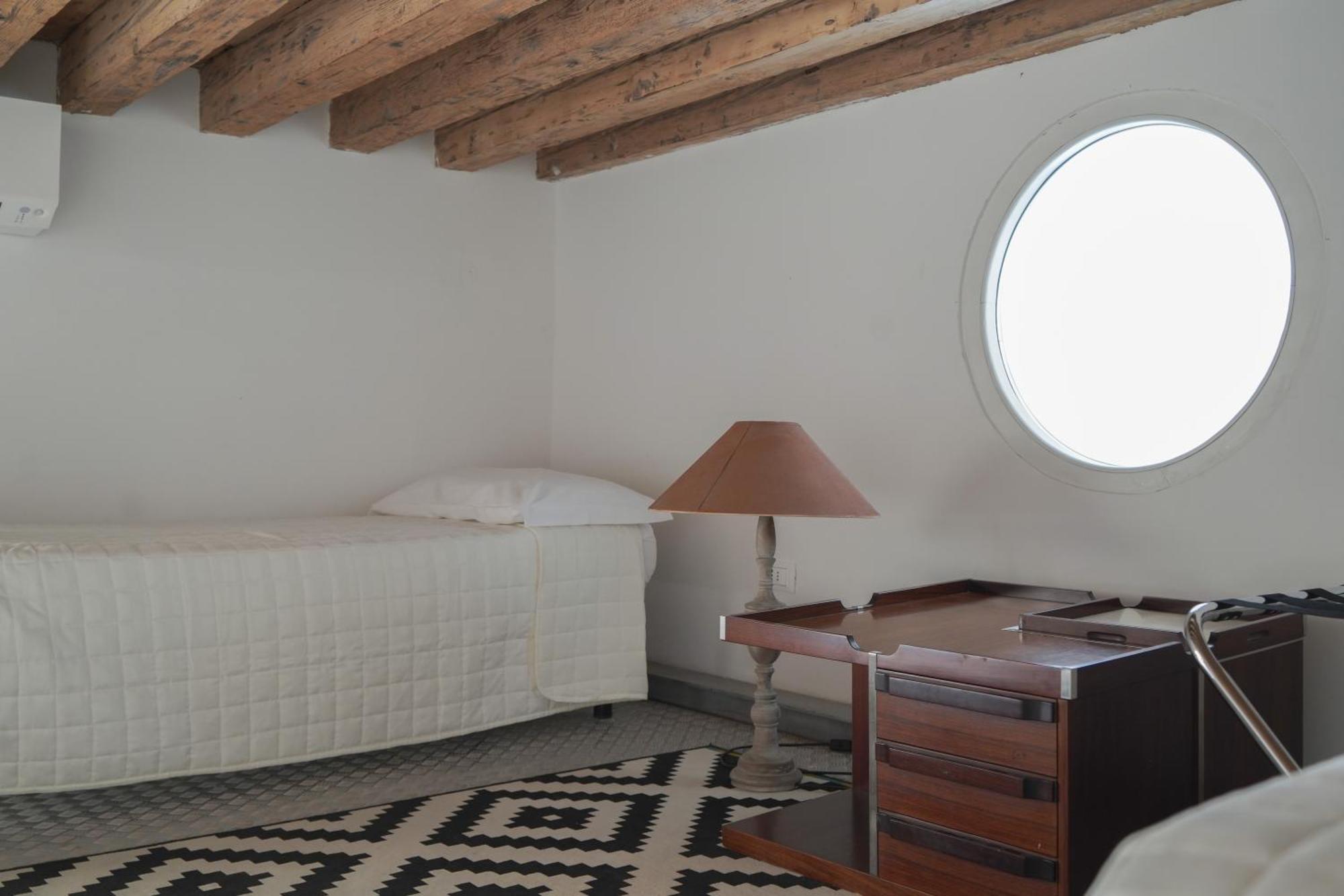 Family Apartment With Terrace Венеция Екстериор снимка